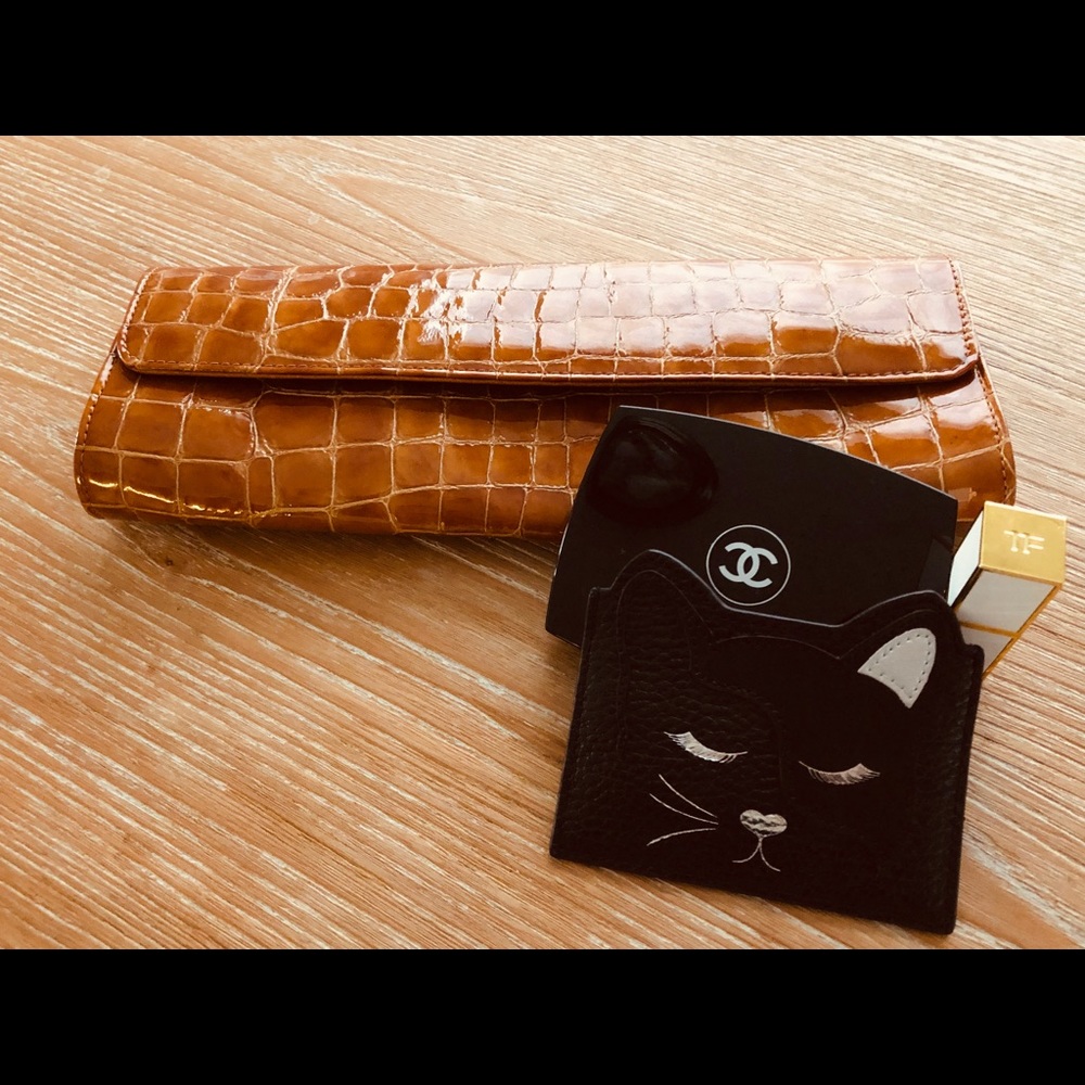 ABAS Leather Clutch 🧲 Closure 🤩